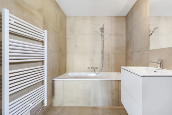 Badezimmer in der Eigentumswohnung 1770